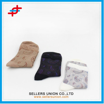 2015 neue Damen Spitze ausgefallene Baumwollsocken